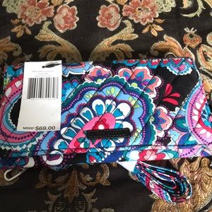 Vera Bradley crossbody/ wristlet